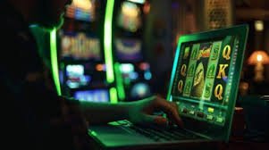 Wild Fireworks free spins bonus round with multiplier icons displayed.